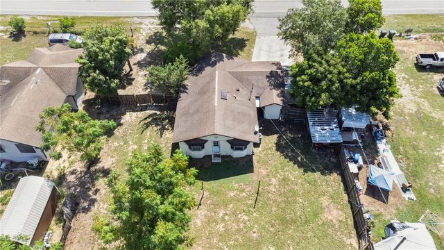 805 CENTER STREET, Dundee, FL 33838