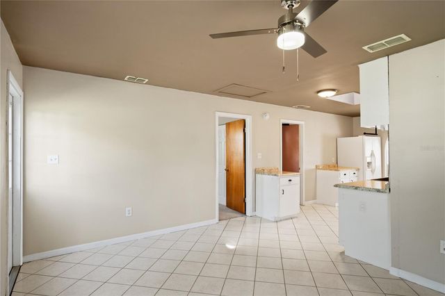 805 CENTER STREET, Dundee, FL 33838
