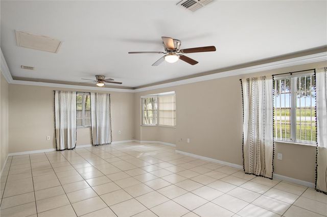 805 CENTER STREET, Dundee, FL 33838