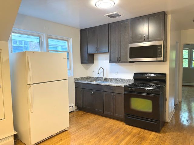 4919 N Kedvale Avenue 2, Chicago, IL 60630