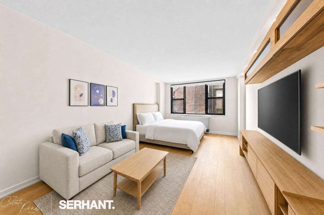 130 E 18th St Apt 8K, New York City, NY 10003