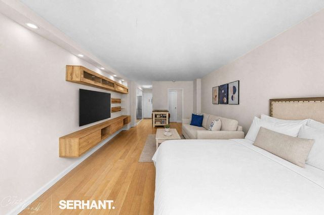 130 E 18th St Apt 8K, New York City, NY 10003