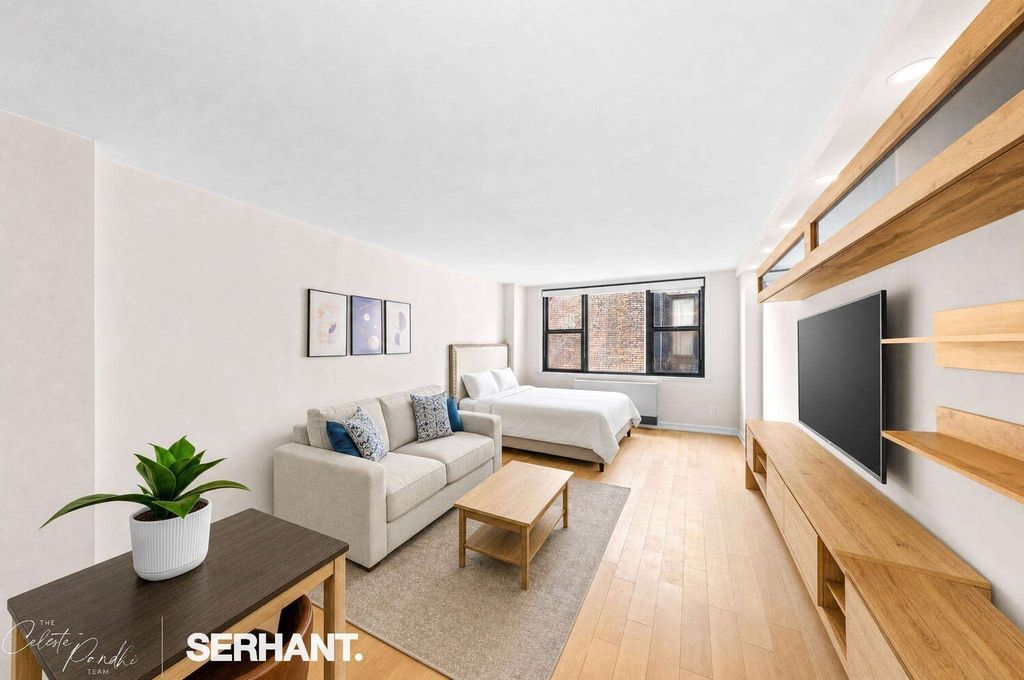 130 E 18th St Apt 8K, New York City, NY 10003