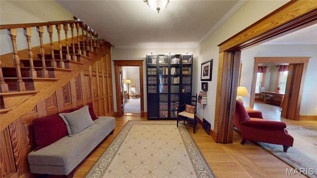 114 E Main Street, Greenville, IL 62246
