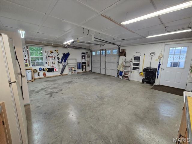 114 E Main Street, Greenville, IL 62246