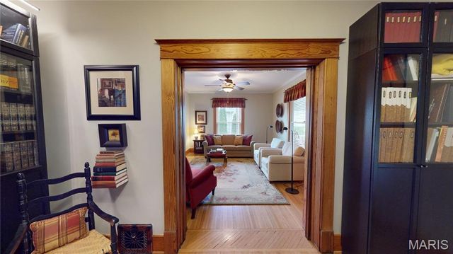 114 E Main Street, Greenville, IL 62246