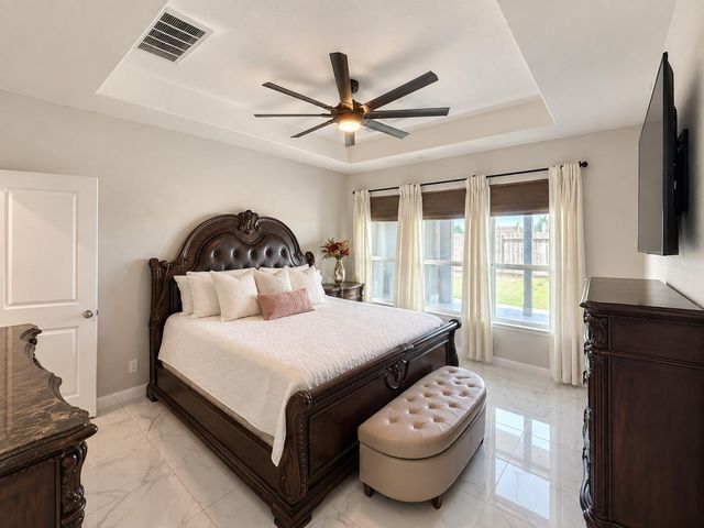 8823 Sandhill Crane Road, Baytown, TX 77521
