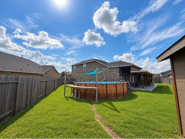8823 Sandhill Crane Road, Baytown, TX 77521