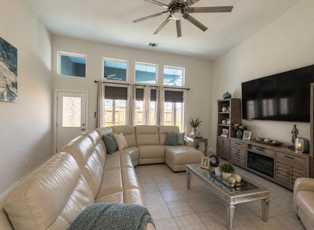 8823 Sandhill Crane Road, Baytown, TX 77521