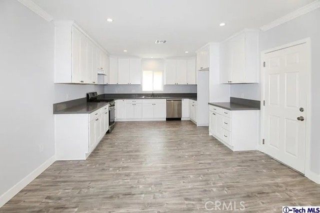 7435 Collett Avenue, Van Nuys (los Angeles), CA 91406