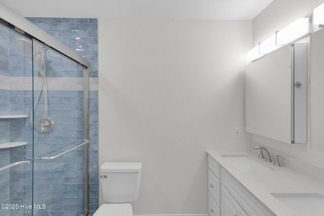 204 Two Oaks Court, Newport, NC 28570