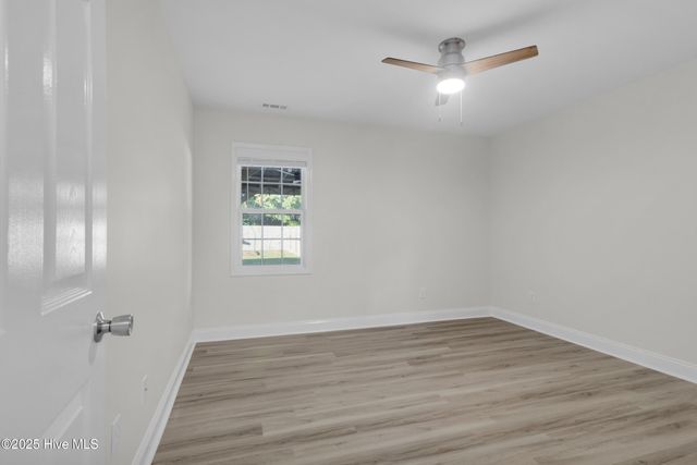 204 Two Oaks Court, Newport, NC 28570