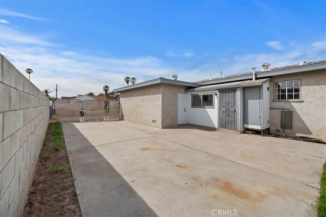 333 S Pampas, Rialto, CA 92376