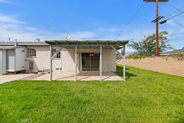 333 S Pampas, Rialto, CA 92376