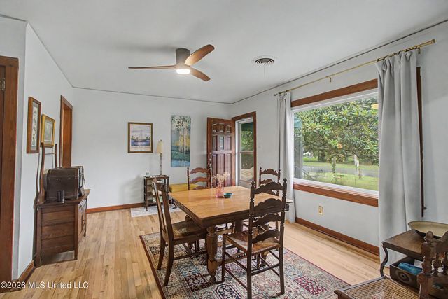364 Porter Avenue, Biloxi, MS 39530