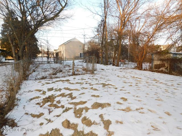 924 Pinewood Avenue, Toledo, OH 43607