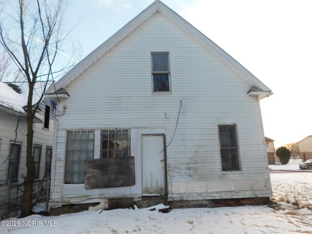 924 Pinewood Avenue, Toledo, OH 43607