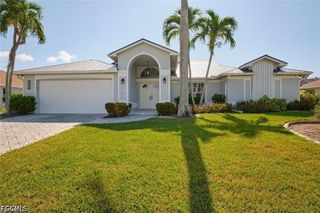 5507 SW 14th PL, Cape Coral, FL 33914