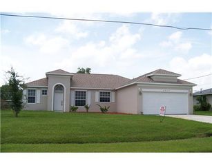 2474 SE Perugia Street, Port St Lucie, FL 34952