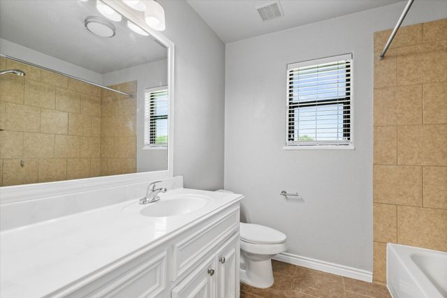 12326 11th Street, Santa Fe, TX 77510