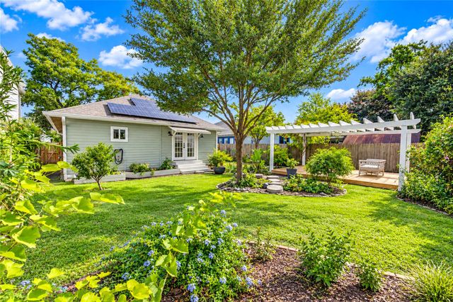 3819 Baden Street, Houston, TX 77009