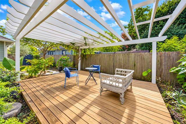 3819 Baden Street, Houston, TX 77009