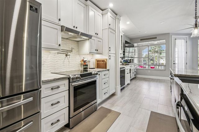 6331 SUNSET BAY CIRCLE, Apollo Beach, FL 33572