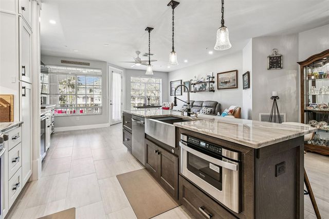 6331 SUNSET BAY CIRCLE, Apollo Beach, FL 33572