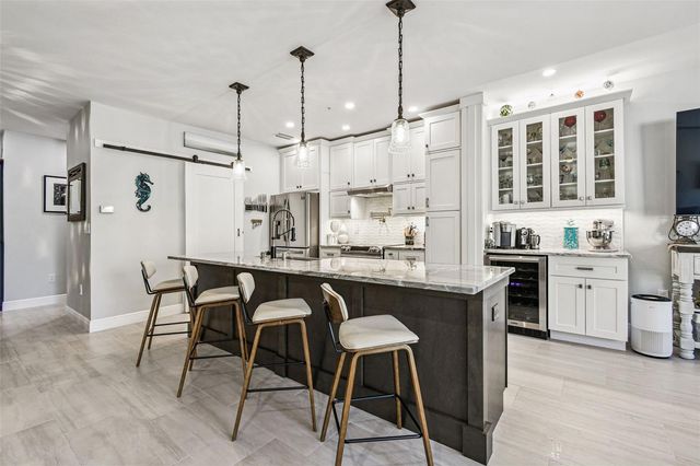 6331 SUNSET BAY CIRCLE, Apollo Beach, FL 33572