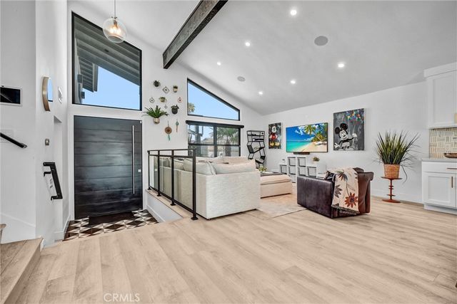 4388 Fir Avenue, Seal Beach, CA 90740