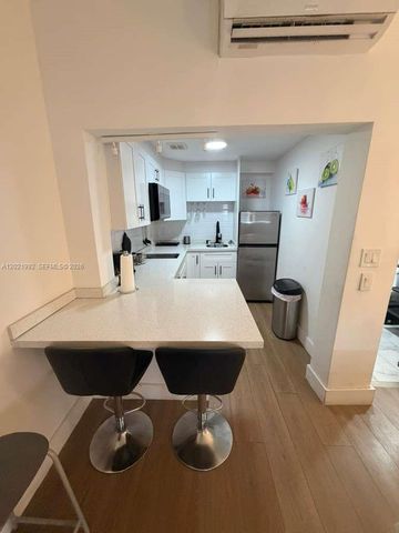 26 Diplomat Pkwy 2214, Hallandale Beach, FL 33009