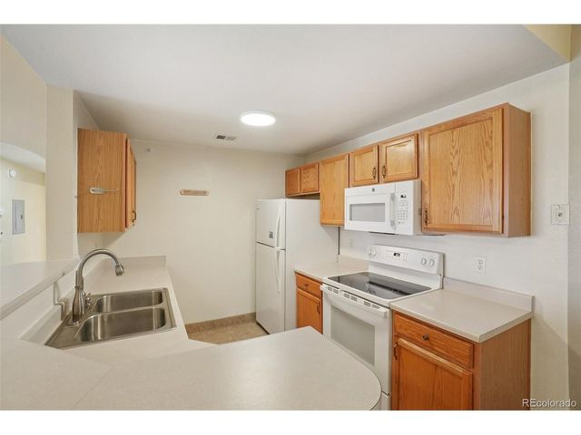 7440 S Blackhawk St 4-305, Englewood, CO 80112