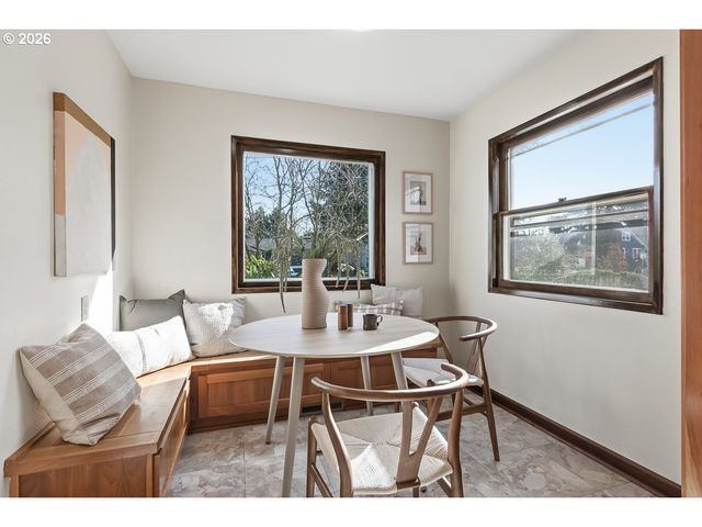 1721 Ne 62ND Ave, Portland, OR 97213