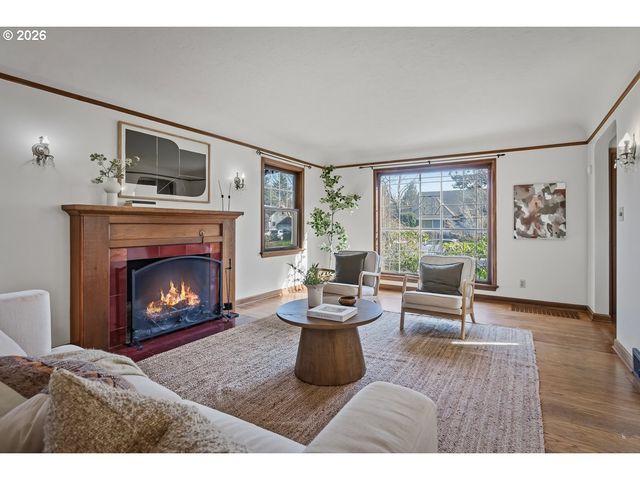 1721 Ne 62ND Ave, Portland, OR 97213