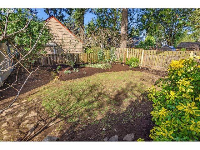 1721 Ne 62ND Ave, Portland, OR 97213