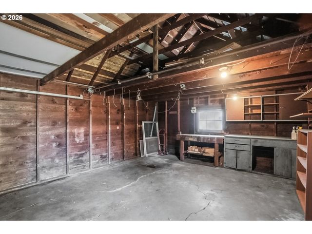 1721 Ne 62ND Ave, Portland, OR 97213