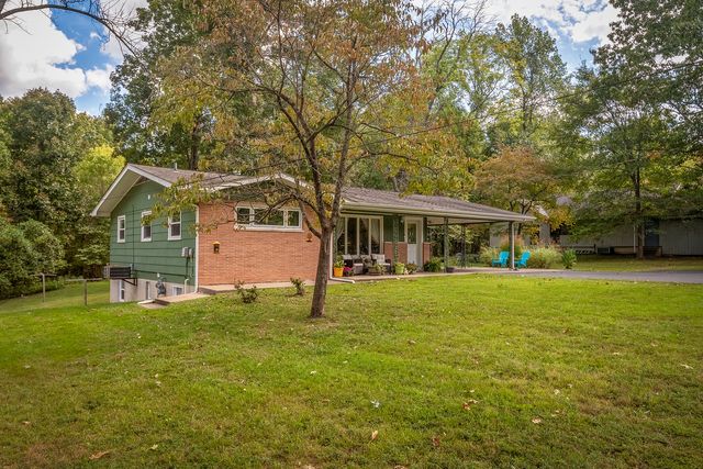 3453 S Illinois Avenue, Carbondale, IL 62903