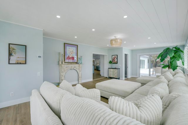 4042 SW Bimini Circle N, Palm City, FL 34990