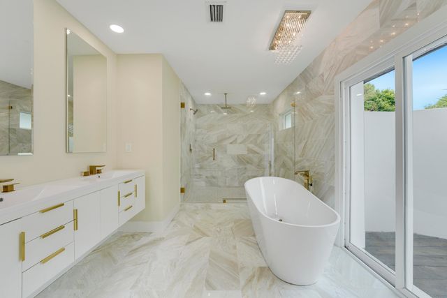 4042 SW Bimini Circle N, Palm City, FL 34990