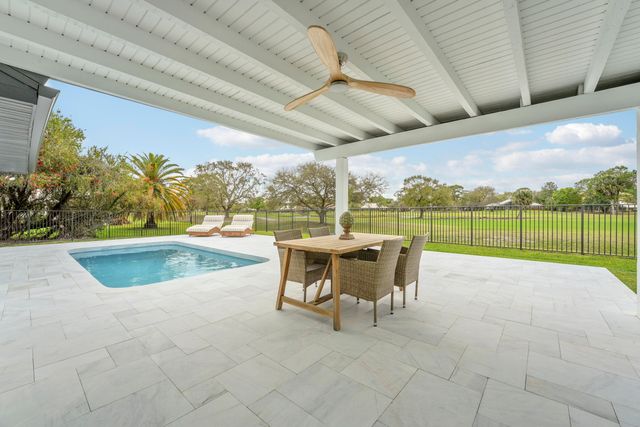 4042 SW Bimini Circle N, Palm City, FL 34990