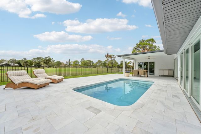 4042 SW Bimini Circle N, Palm City, FL 34990