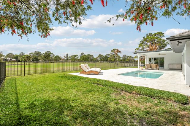 4042 SW Bimini Circle N, Palm City, FL 34990