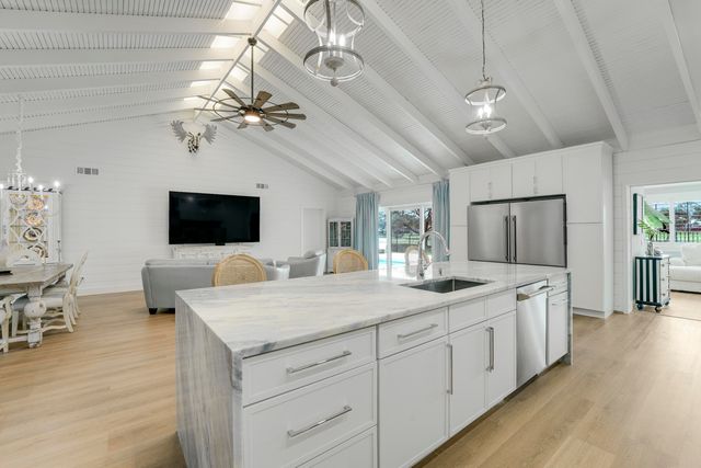 4042 SW Bimini Circle N, Palm City, FL 34990