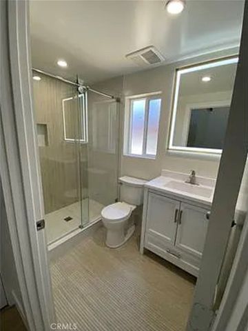 18701 Sunburst, Northridge, CA 91324