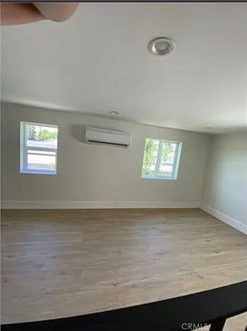 18701 Sunburst, Northridge, CA 91324