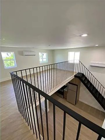 18701 Sunburst, Northridge, CA 91324