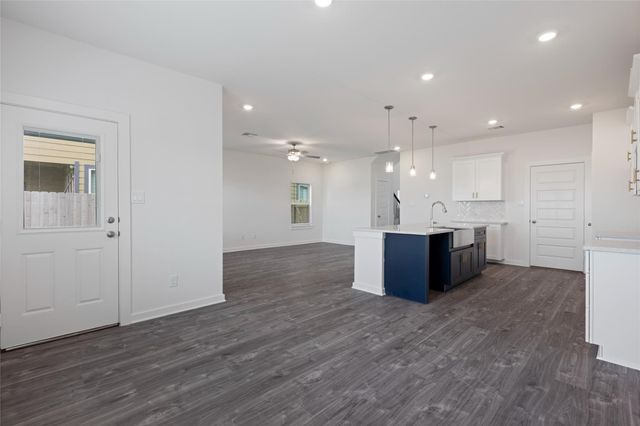 1118 Elsinore Drive, Rosharon, TX 77583