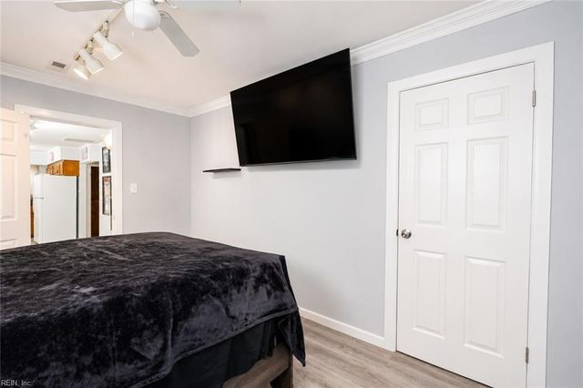 752 Old Oyster Point RD, Newport News, VA 23602
