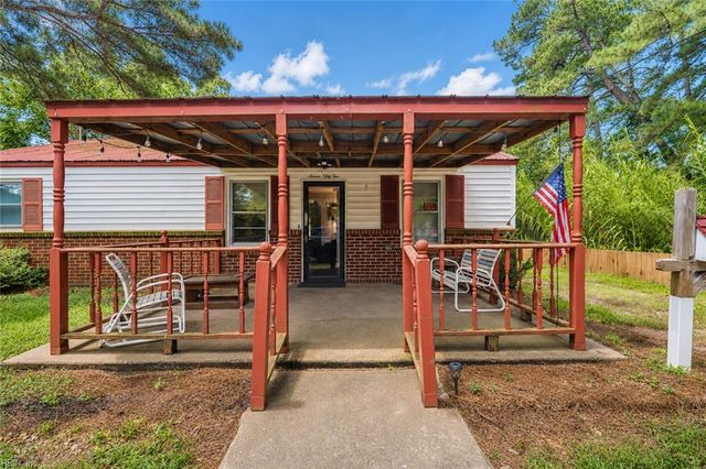 752 Old Oyster Point RD, Newport News, VA 23602