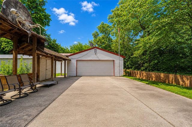 752 Old Oyster Point RD, Newport News, VA 23602